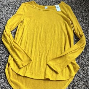 BRAND NEW. Mustard yellow womens x-small long sleeve